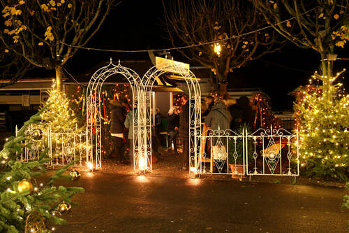 Weihnachten Glühwein Stand 5