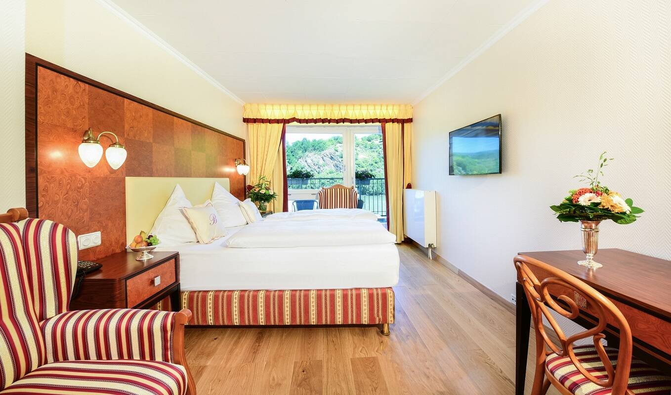 01 Bellevue Rheinhotel Doppelzimmer Rheinseite